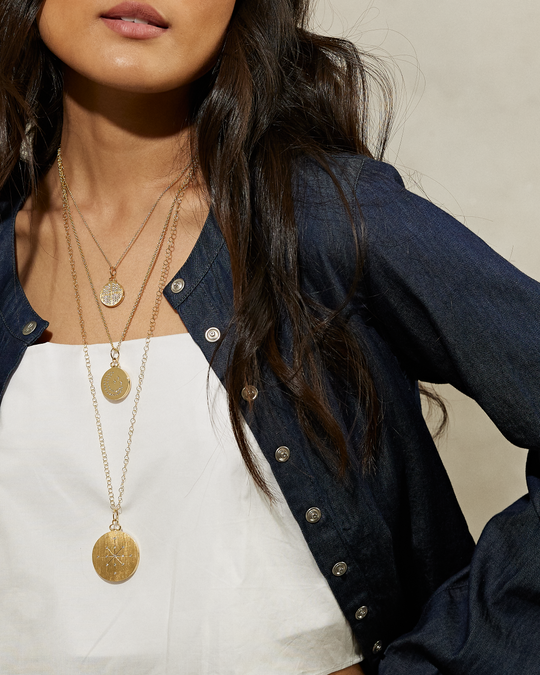 How to Wear and Style a Locket to Complement Your Outfit