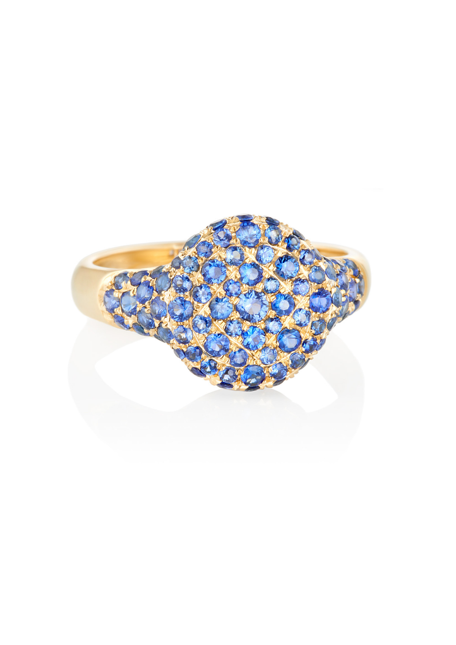 'Sugar' Pinky Signet Ring in 18k Gold | Blue Sapphire