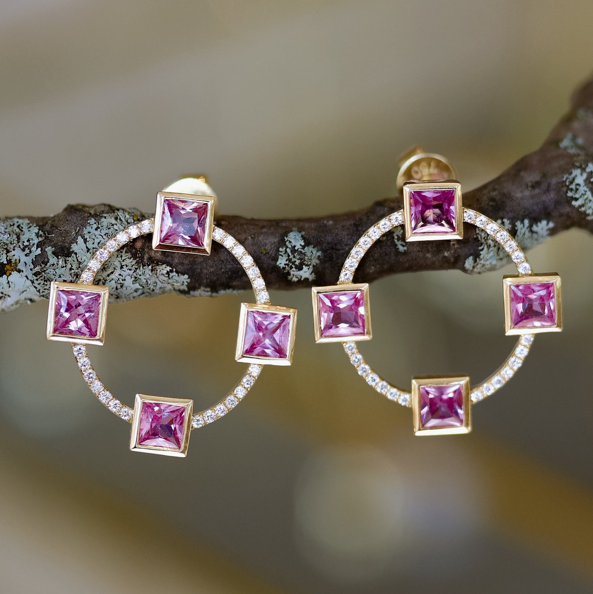 Pink Sapphire 'Club' Earrings in 18k Gold