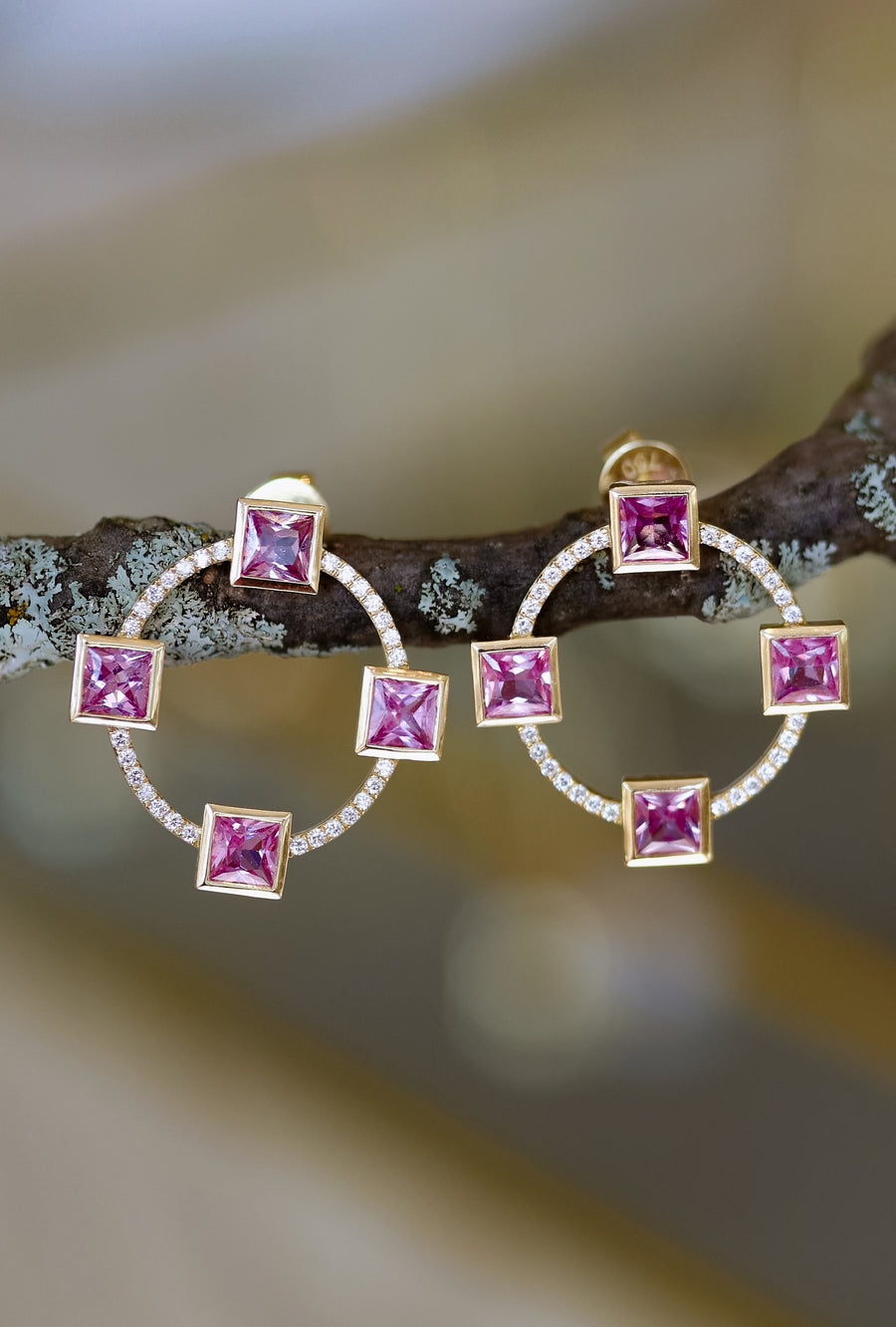 Pink Sapphire 'Club' Earrings in 18k Gold