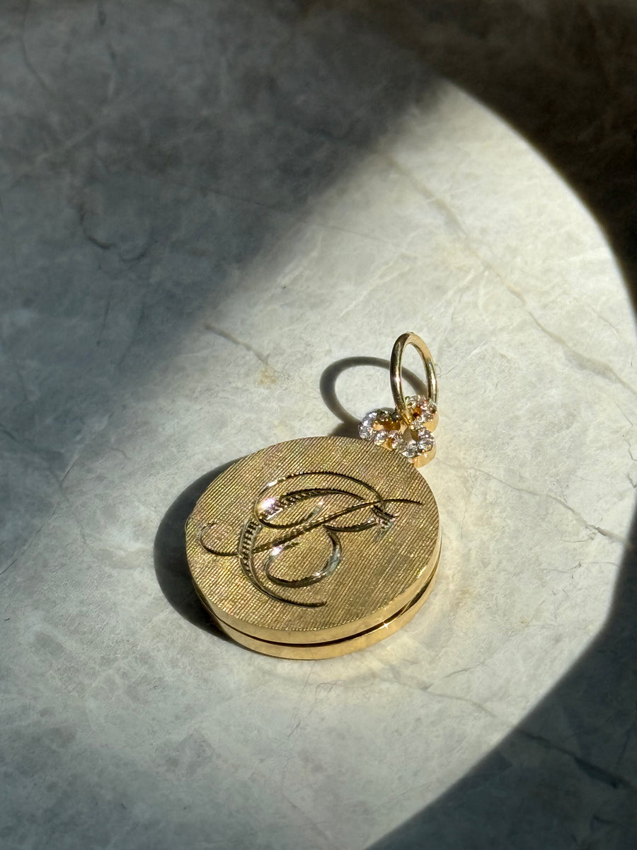 Classic 'Diamond Trefoil' Locket