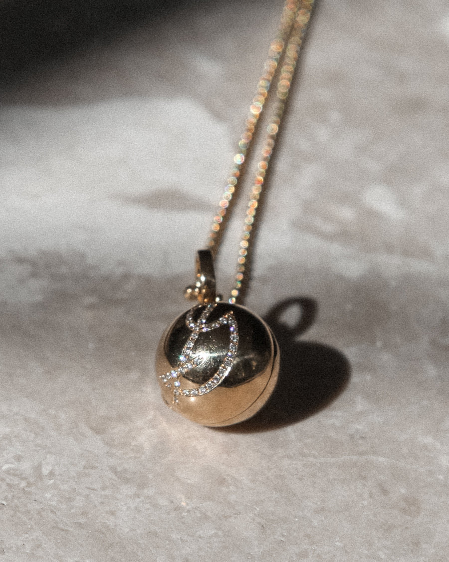Classic 'Halo' Ball Locket