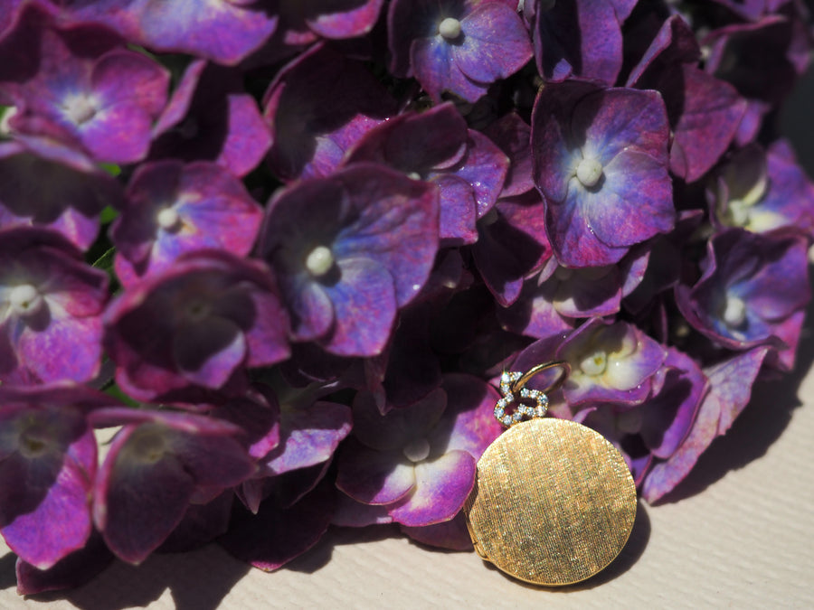 Classic 'Diamond Trefoil' Locket