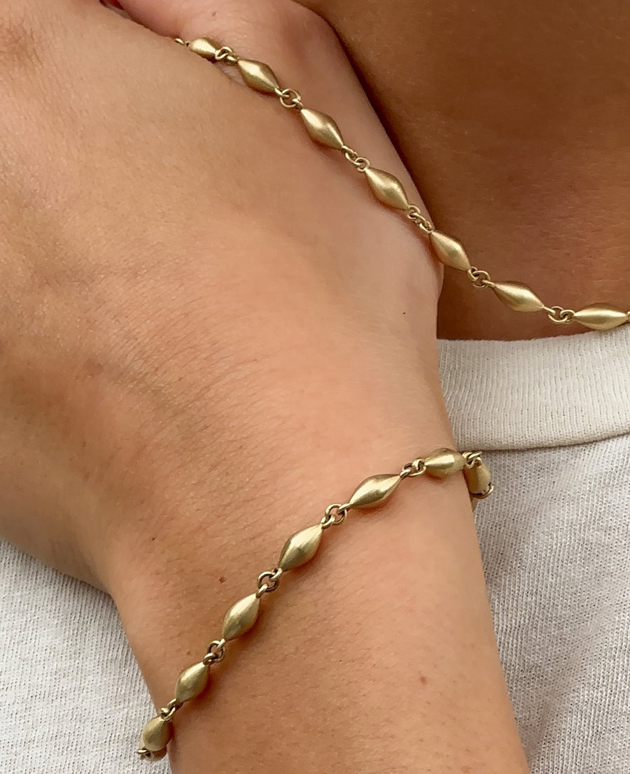 'Lillian' Gold Link Bracelet