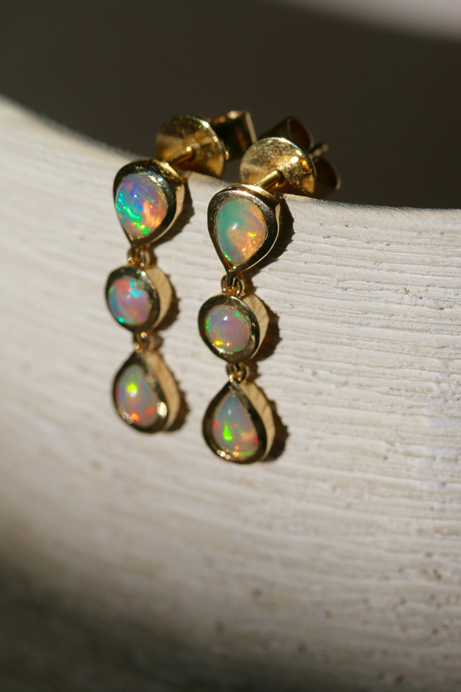 Opal Deluxe 'Raindrop' Earrings in 18k Gold