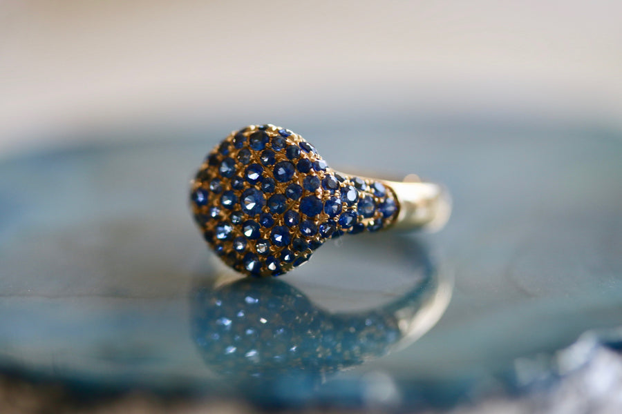 'Sugar' Pinky Signet | Blue Sapphire