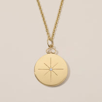 18k north star locket necklace in 18k gold with diamond 